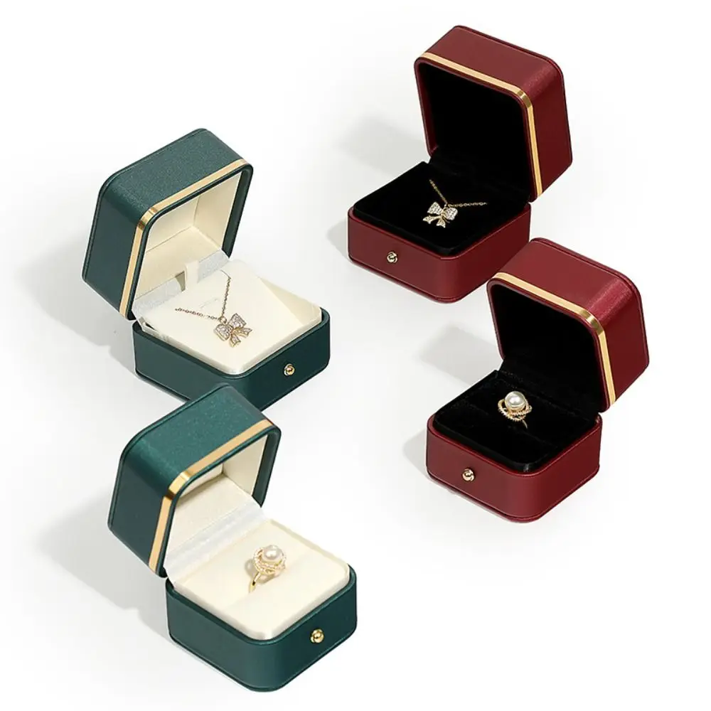 Caja de anillo cuadrada de cue - Bar Cart Gold reseña y precio